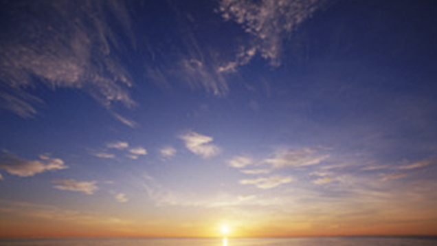 Taivas ja auringon nousu